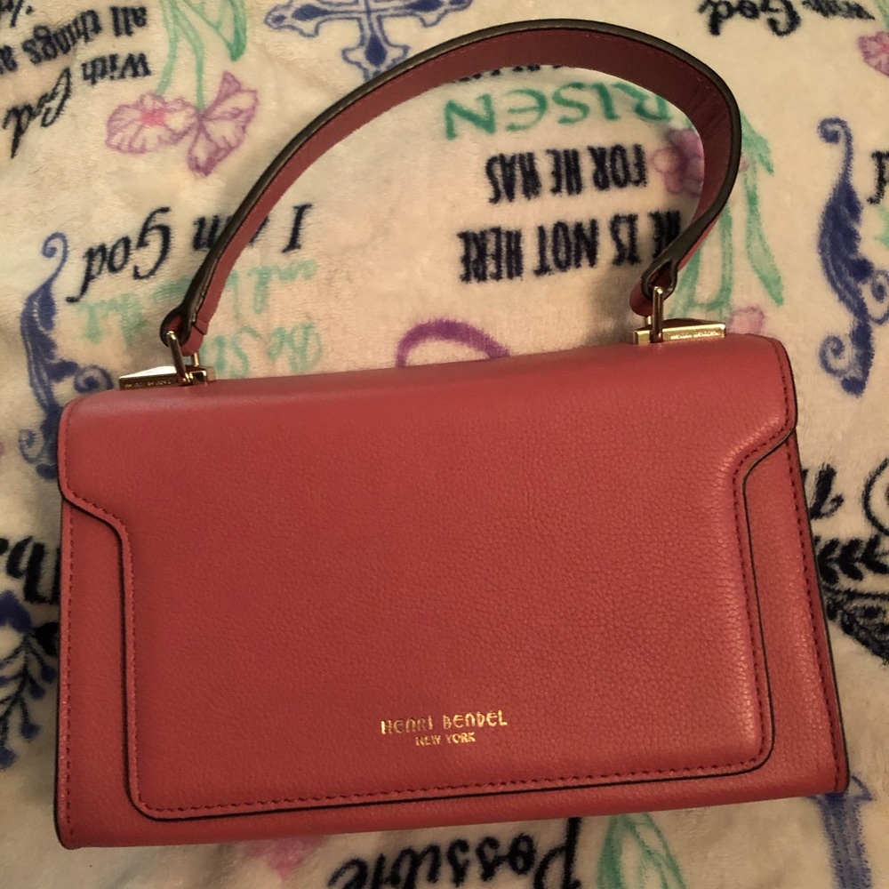 PRICE FIRM NWOT “Henri Bendel” satchel handbag.